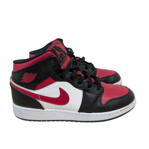 Nike Air Jordan 1 Mid Top Sneaker Black Fire Red White Size 6Y 8W - Picture 4 of 10